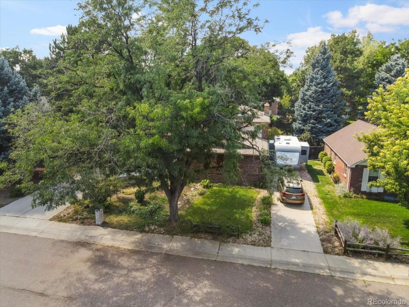 7689 Nelson St, Arvada, CO 80005