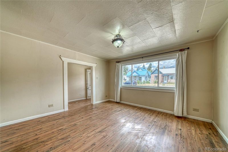 207 W 7th St, Leadville, CO 80461
