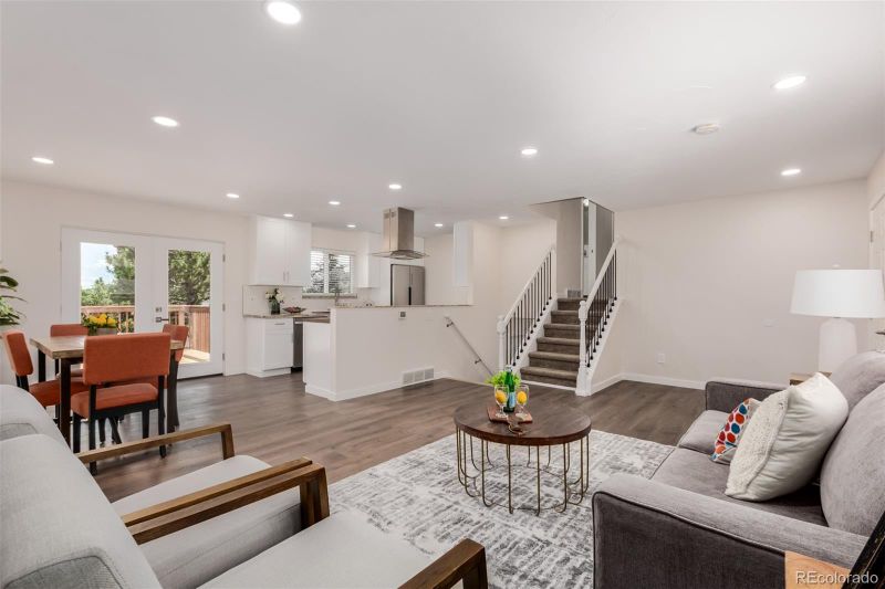 3360 Queen Ct, Broomfield, CO 80020