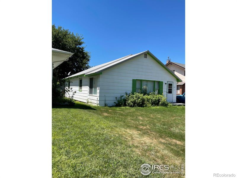 425 Franklin St, Wray, CO 80758