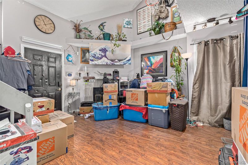 17266 E Ford Dr, Aurora, CO 80017