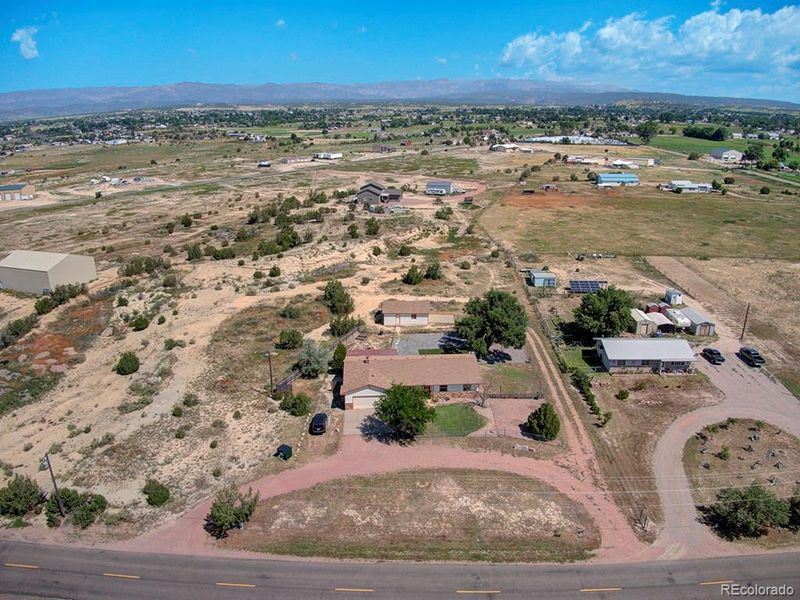 835 9th St, Penrose, CO 81240