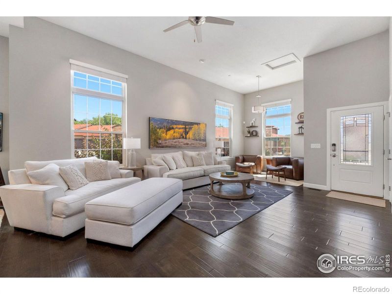 1030 Bella Vira Dr, Fort Collins, CO 80521