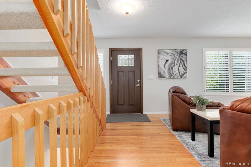 8260 S Kearney St, Centennial, CO 80112