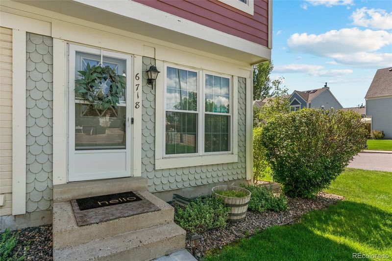 6718 S Holland Way, Littleton, CO 80128