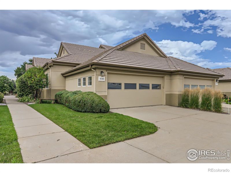 4145 Da Vinci Dr, Longmont, CO 80503