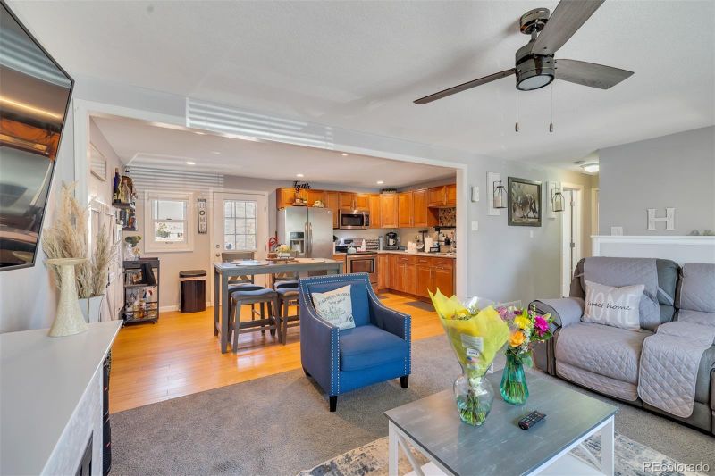 16363 E 8th Place Ave, Aurora, CO 80011