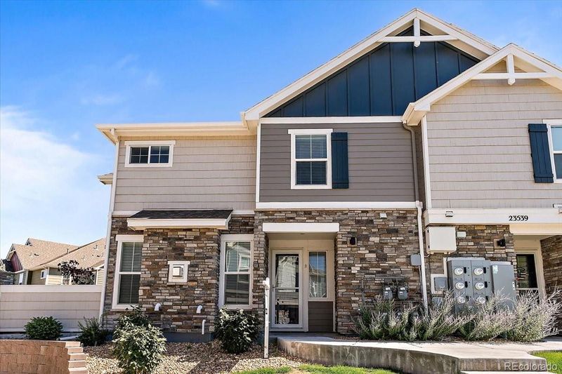 23539 E Ida Dr #B, Aurora, CO 80016