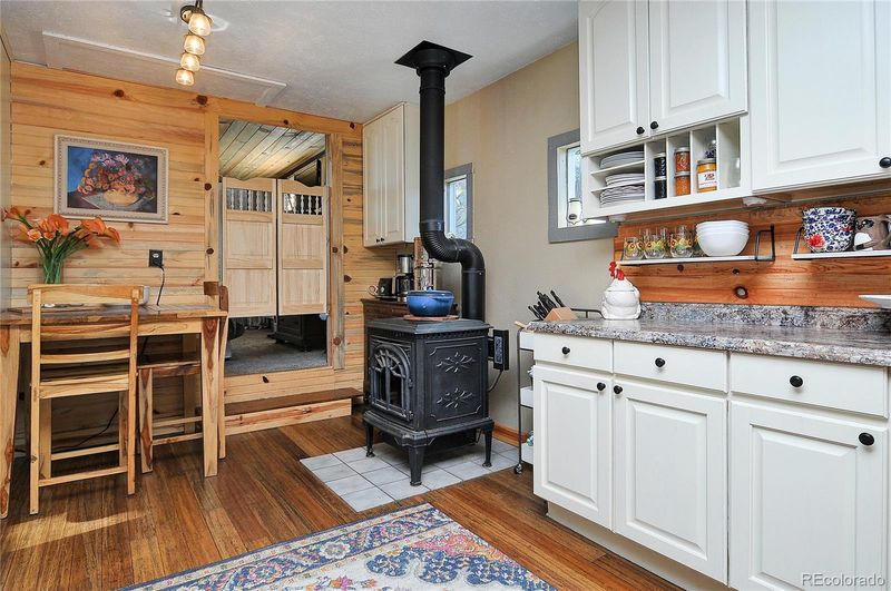 991 Discovery Rd, Westcliffe, CO 81252