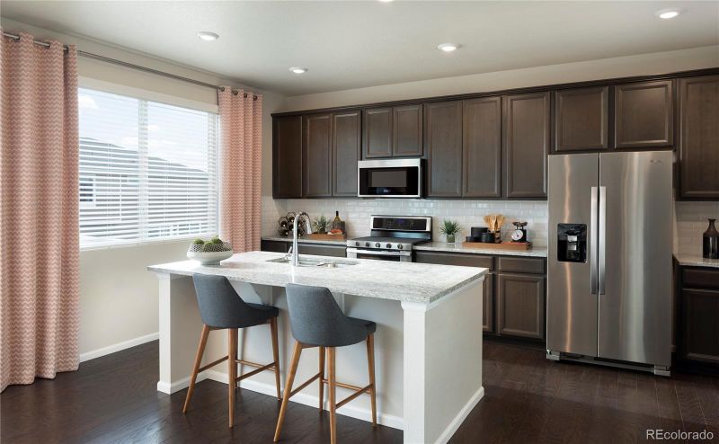 9173 Salida St, Commerce City, CO 80022