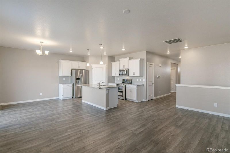 18981 E 99th Pl, Commerce City, CO 80022