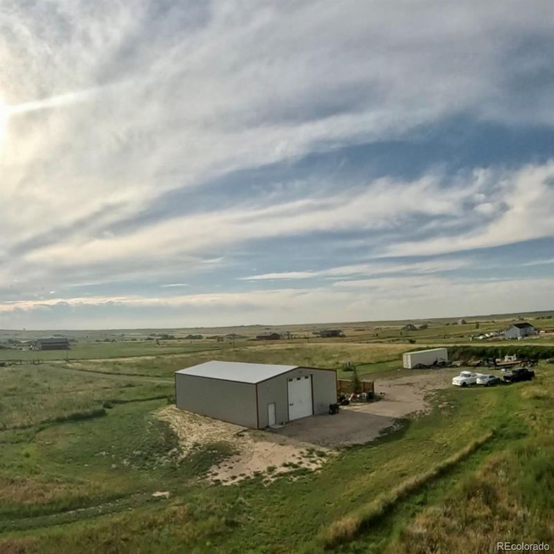44810 Wolf Creek Dr, Bennett, CO 80102