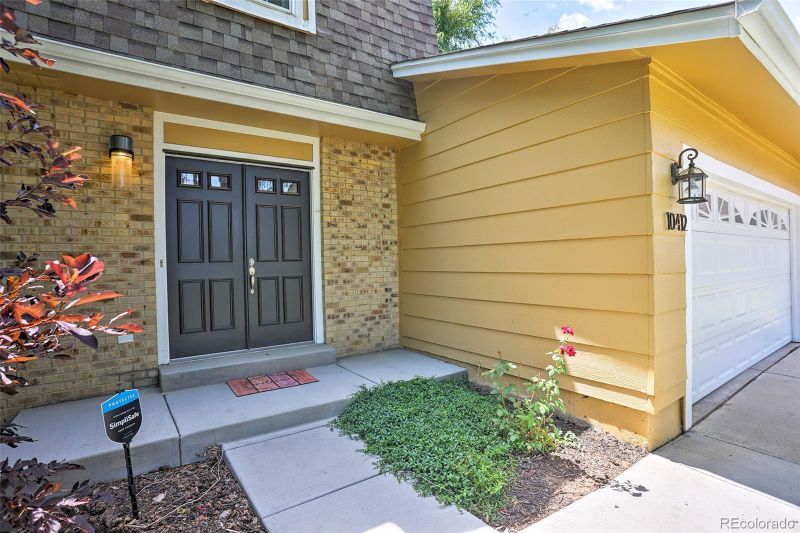 10412 E Weaver Cir, Englewood, CO 80111