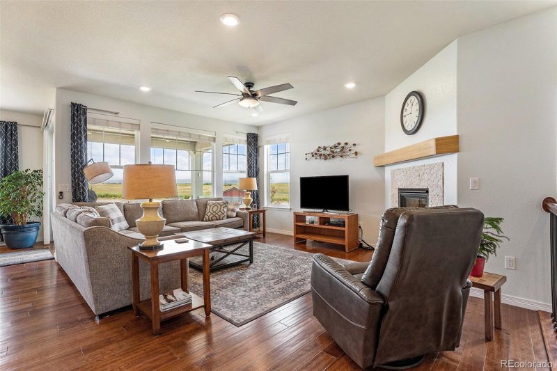 15015 Quince Ct, Thornton, CO 80602