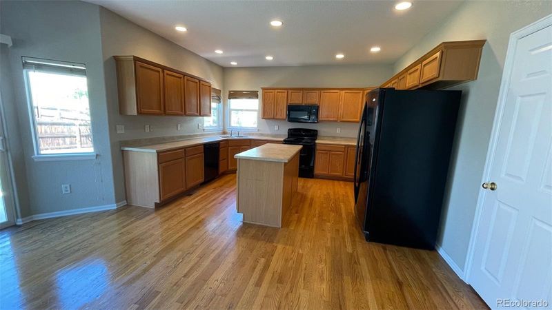 10159 Monroe St, Thornton, CO 80229