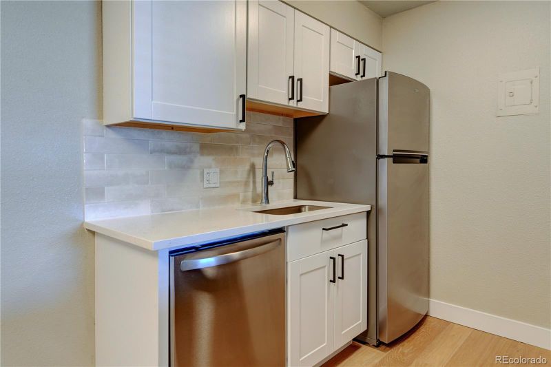 381 S Ames St #C103, Lakewood, CO 80226