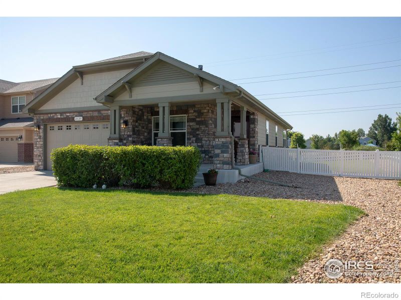 2129 Winding Dr, Longmont, CO 80504
