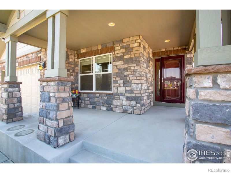 2129 Winding Dr, Longmont, CO 80504