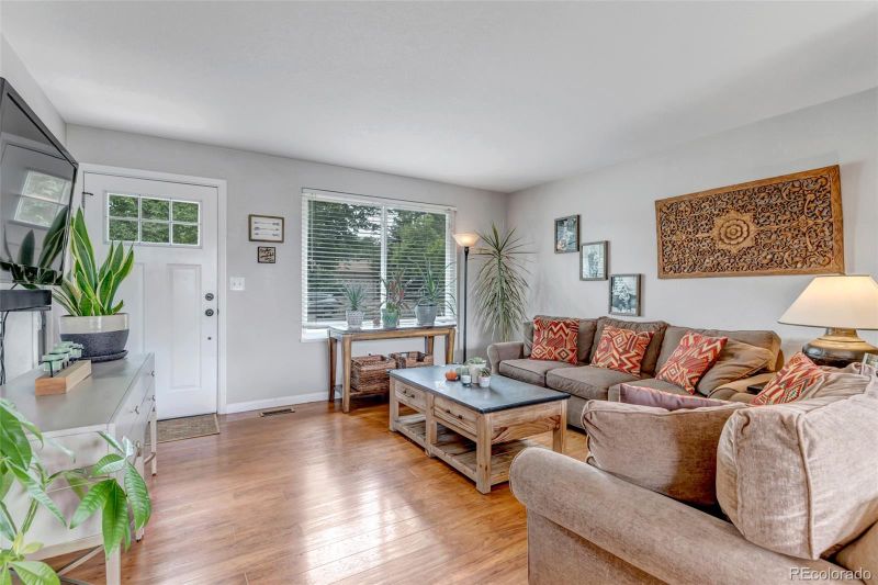 16517 E Amherst Ave, Aurora, CO 80013