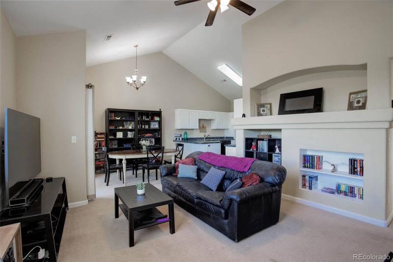 22685 E Ontario Dr #204, Aurora, CO 80016