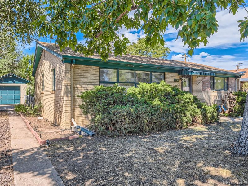 3751 S Huron St, Englewood, CO 80110