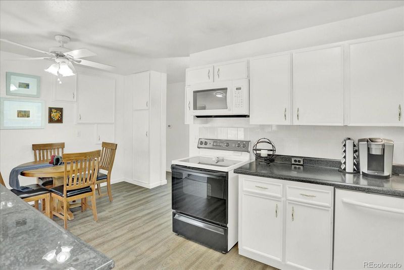 610 E Geddes Ave, Centennial, CO 80122