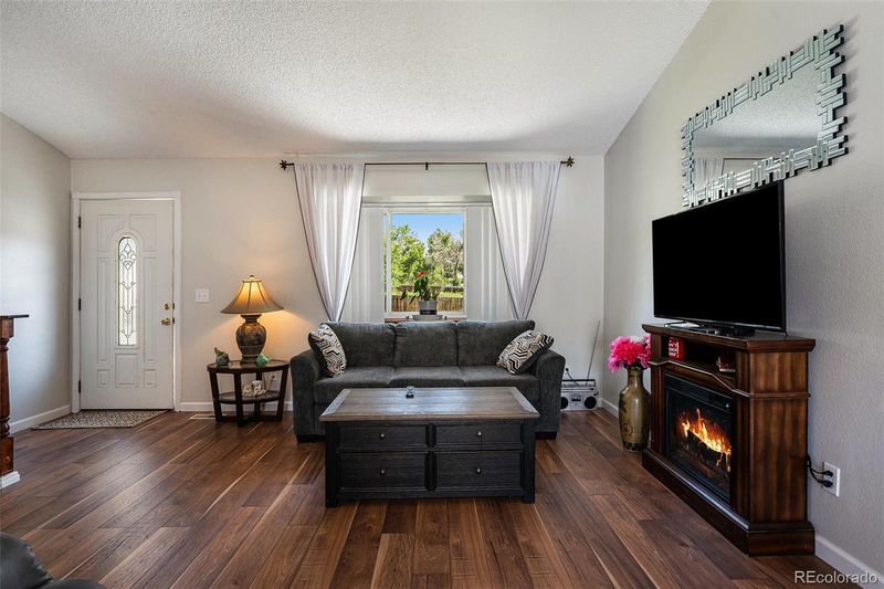 3546 E 98th Ave, Thornton, CO 80229