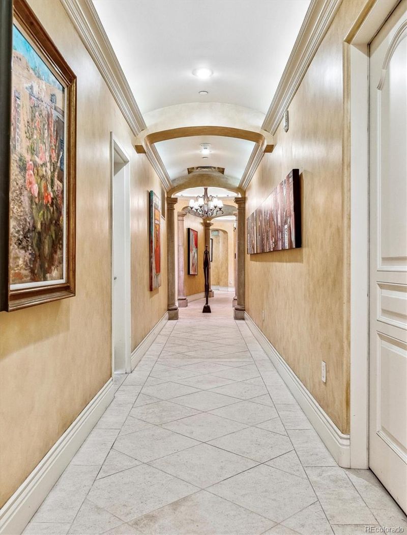 100 Detroit St #602, Denver, CO 80206