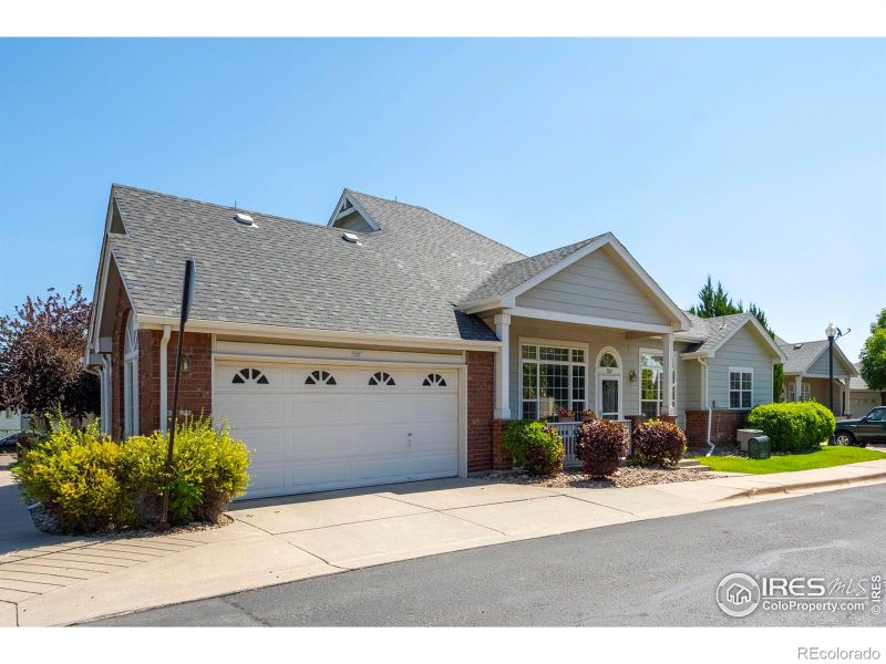 3247 E 102nd Dr, Thornton, CO 80229