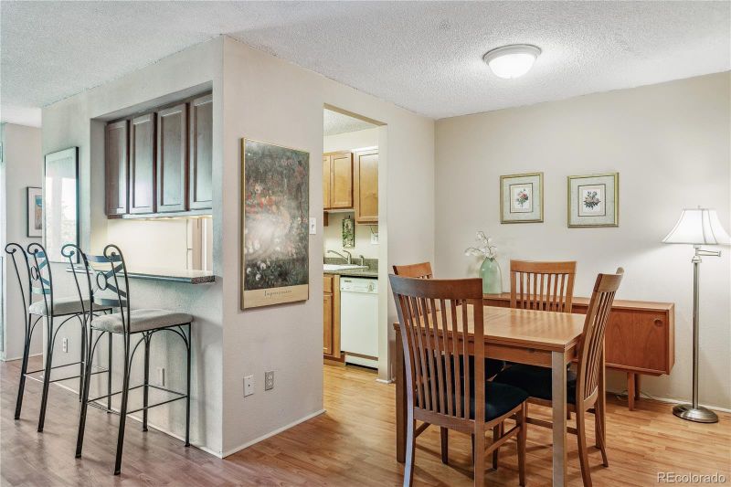2 Adams St #504, Denver, CO 80206