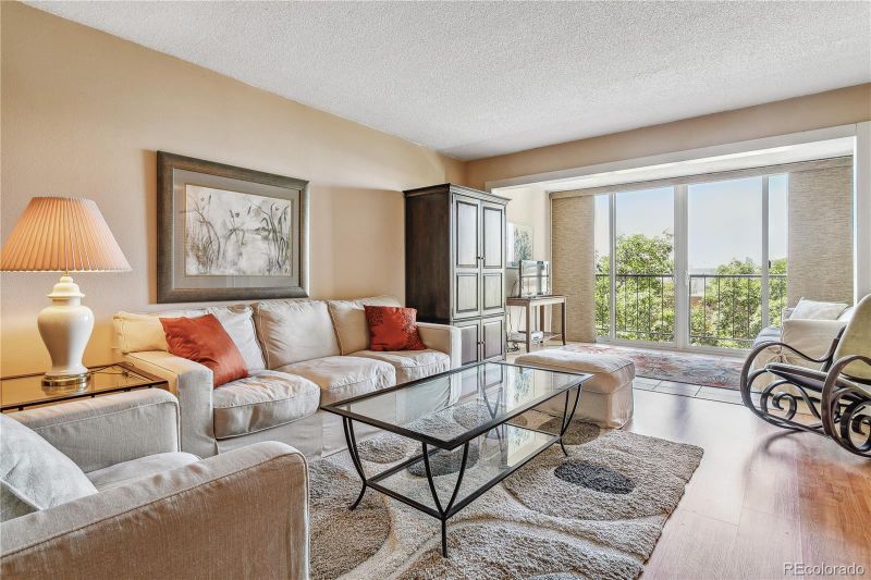 2 Adams St #504, Denver, CO 80206