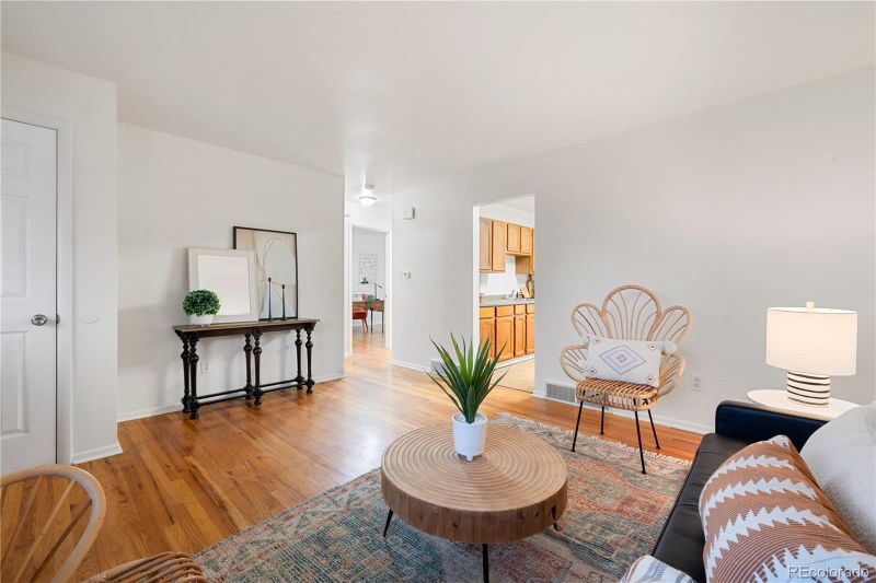 1112 Modes St, Colorado Springs, CO 80904