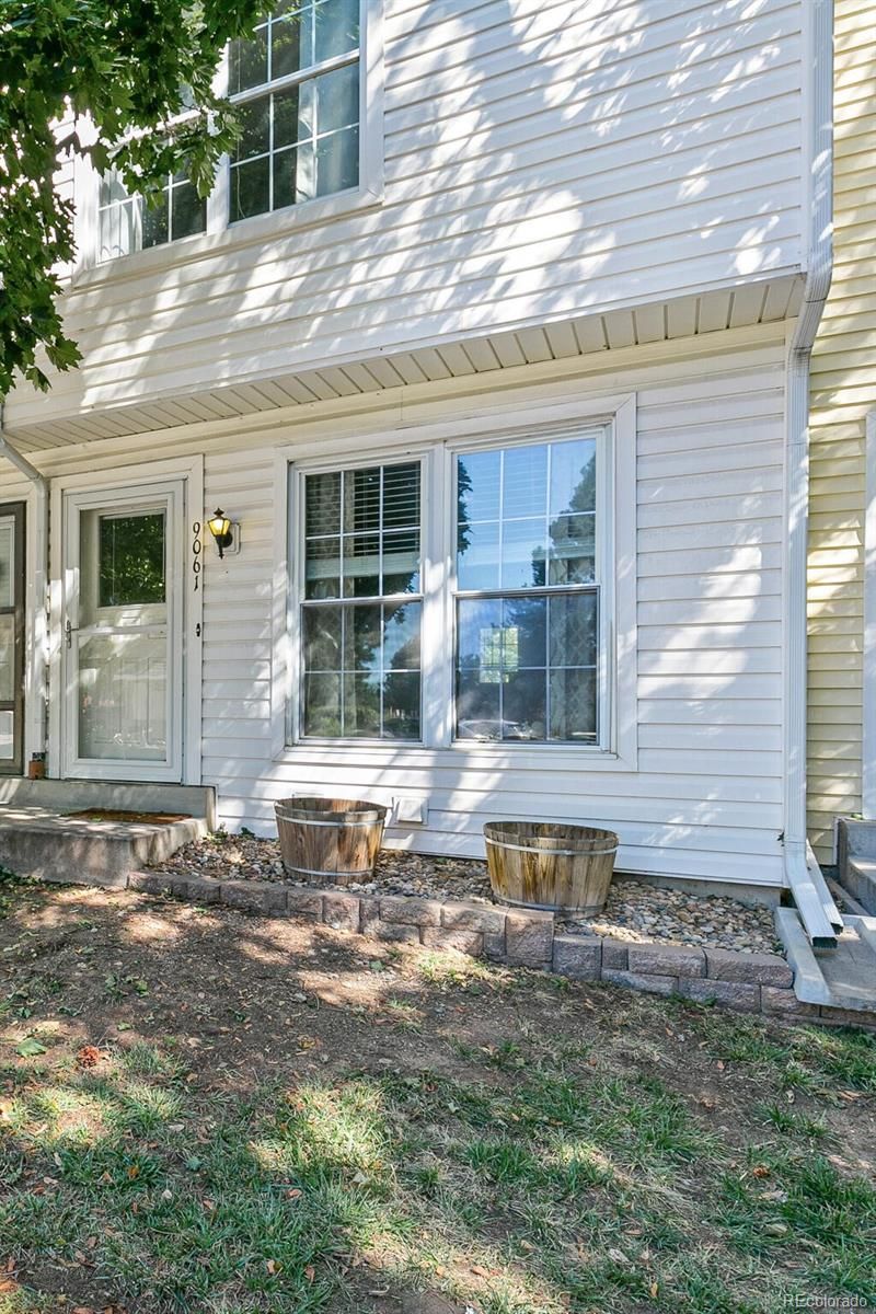 9061 W Floyd Ave, Lakewood, CO 80227