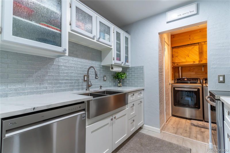 7995 E Mississippi Ave #1, Denver, CO 80247