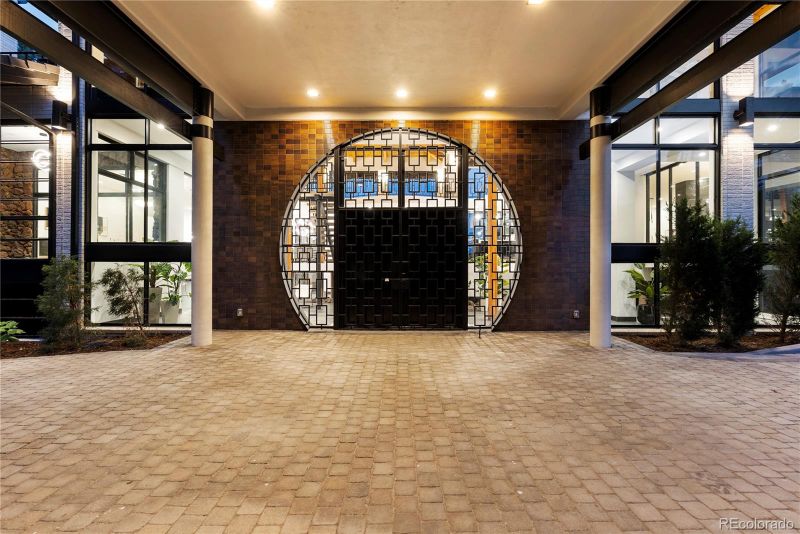 3962 S Chase Way, Denver, CO 80235