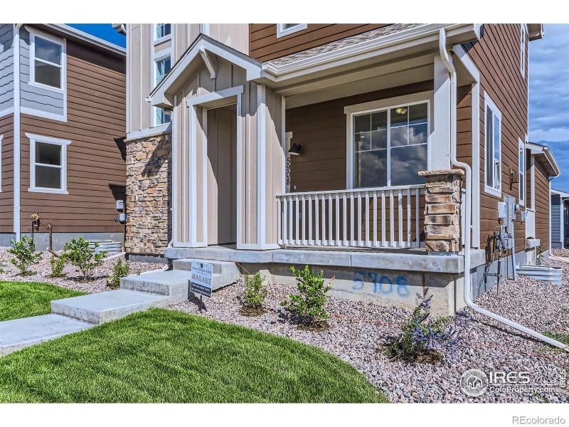 5908 Flying Mallard Dr, Fort Collins, CO 80528