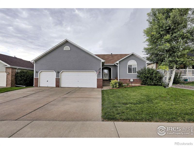 322 53rd Ave Ct, Greeley, CO 80634