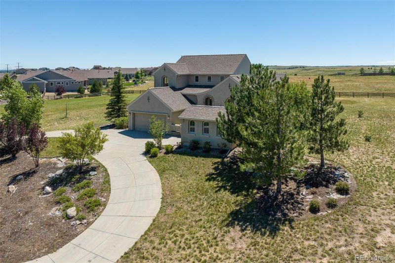 2385 Eastview Dr, Castle Rock, CO 80104