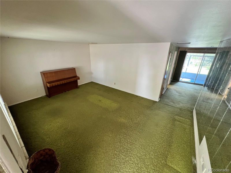 3140 Revere St, Aurora, CO 80011