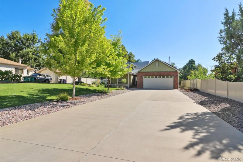 1216 Quince St, Denver, CO 80220