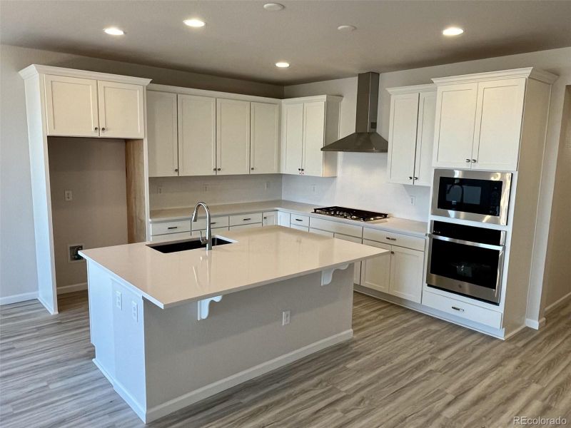 3850 N Gold Bug St, Aurora, CO 80019