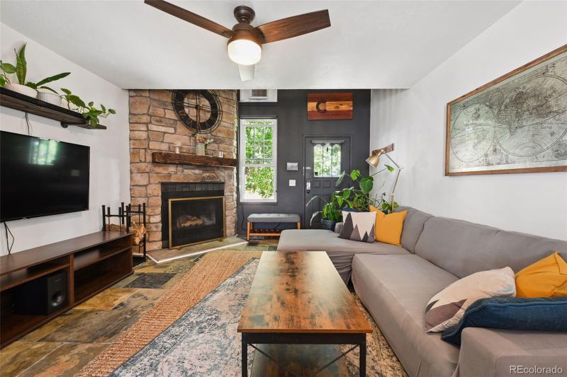 9013 W Floyd Ave, Lakewood, CO 80227