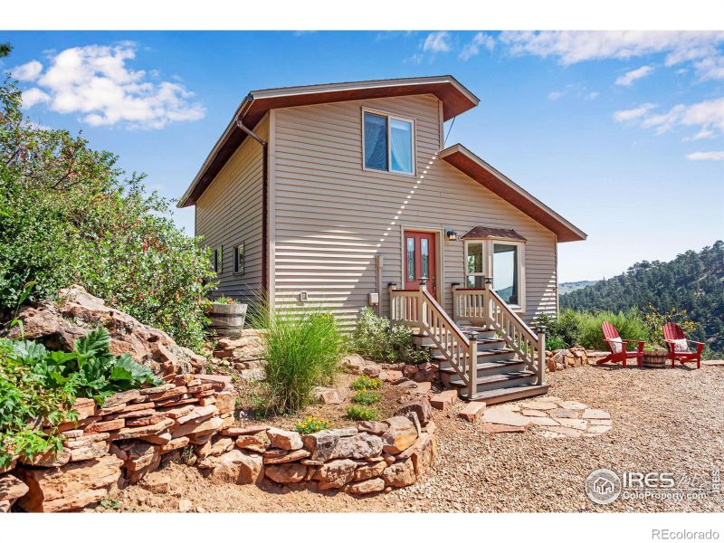 276 Sandstone Dr, Lyons, CO 80540