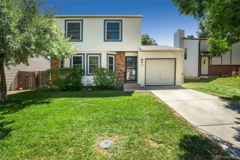 4804 S Quintero Cir, Aurora, CO 80015