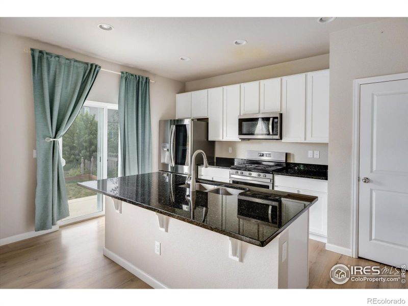 6020 Sandstone Cir, Frederick, CO 80516