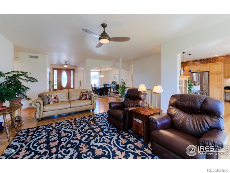 1135 Turquoise Dr, Longmont, CO 80504