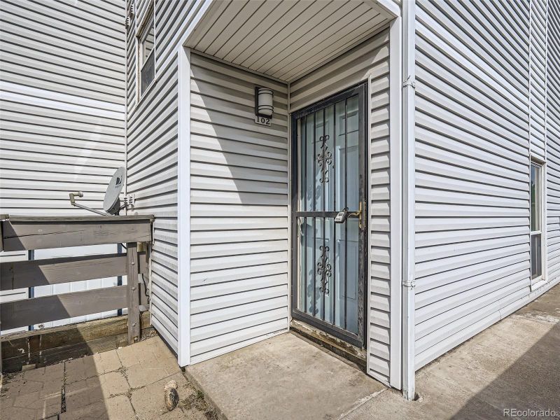 11123 E Alameda Ave #102, Aurora, CO 80012