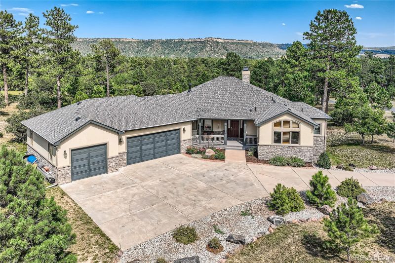 1565 Cinnamon Rd, Larkspur, CO 80118