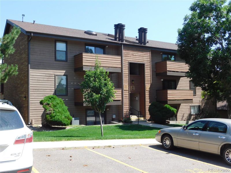 205 Wright St #101, Lakewood, CO 80228