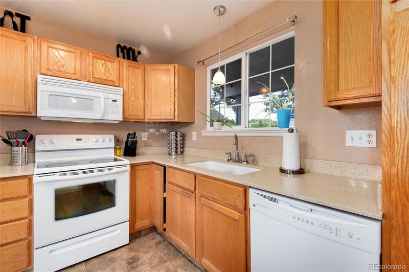3424 E 106th Pl, Northglenn, CO 80233
